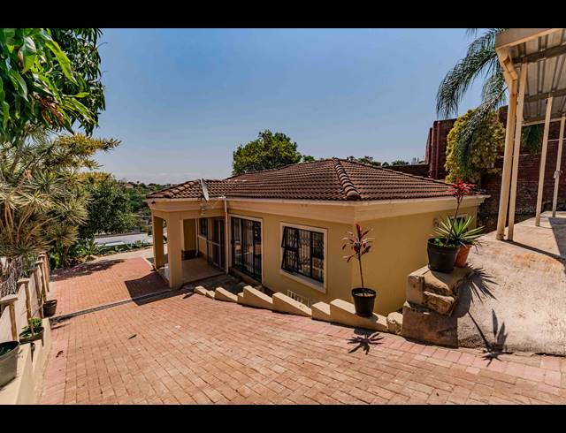 3 BEDROOM HOUSE FOR SALE IN MORNINGSIDE
